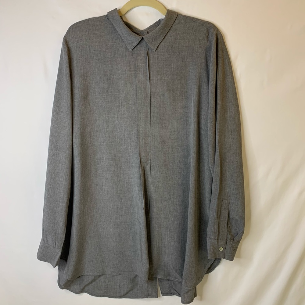 J Jill Gray Top Buttoned Back Size XL